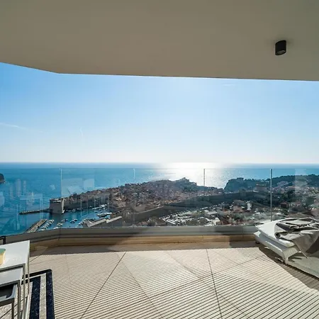 Lux Kalifa 5 Star Exquisite *