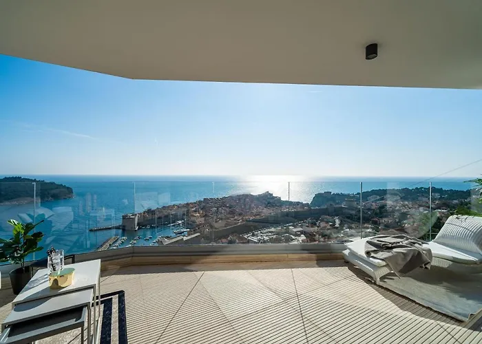 Lux Kalifa 5 Star Exquisite *