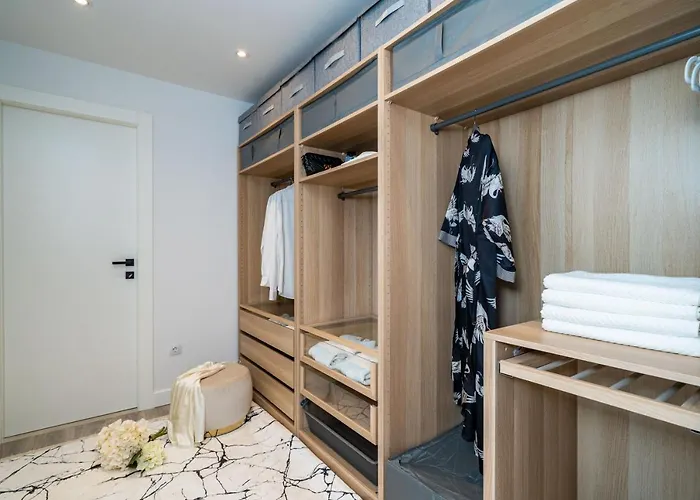 Lux Kalifa 5 Star Exquisite Ragusa