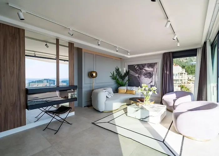 Lux Kalifa 5 Star Exquisite * Ragusa