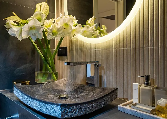 Lux Kalifa 5 Star Exquisite Ragusa