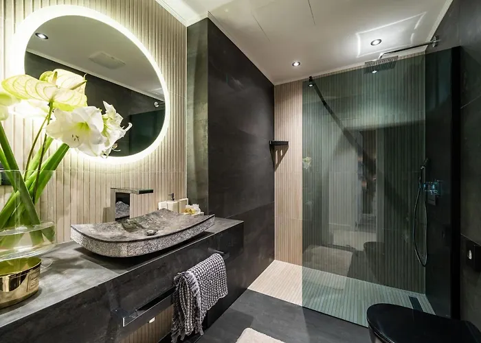 Lux Kalifa 5 Star Exquisite * Ragusa